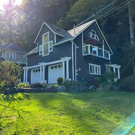 Sea And Cedar Retreat-A Home In A Tranquil Setting Cowichan Bay Exterior foto
